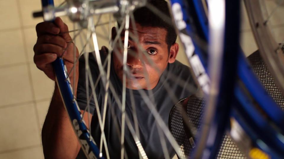 Alagoano descobre empreendedorismo após 24 anos cortando cana