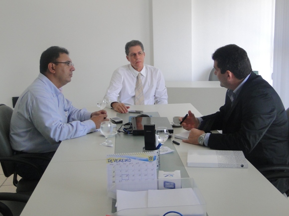 Tecnologia, pesquisa e inovação norteiam parceria entre Desenvolve e Fapeal