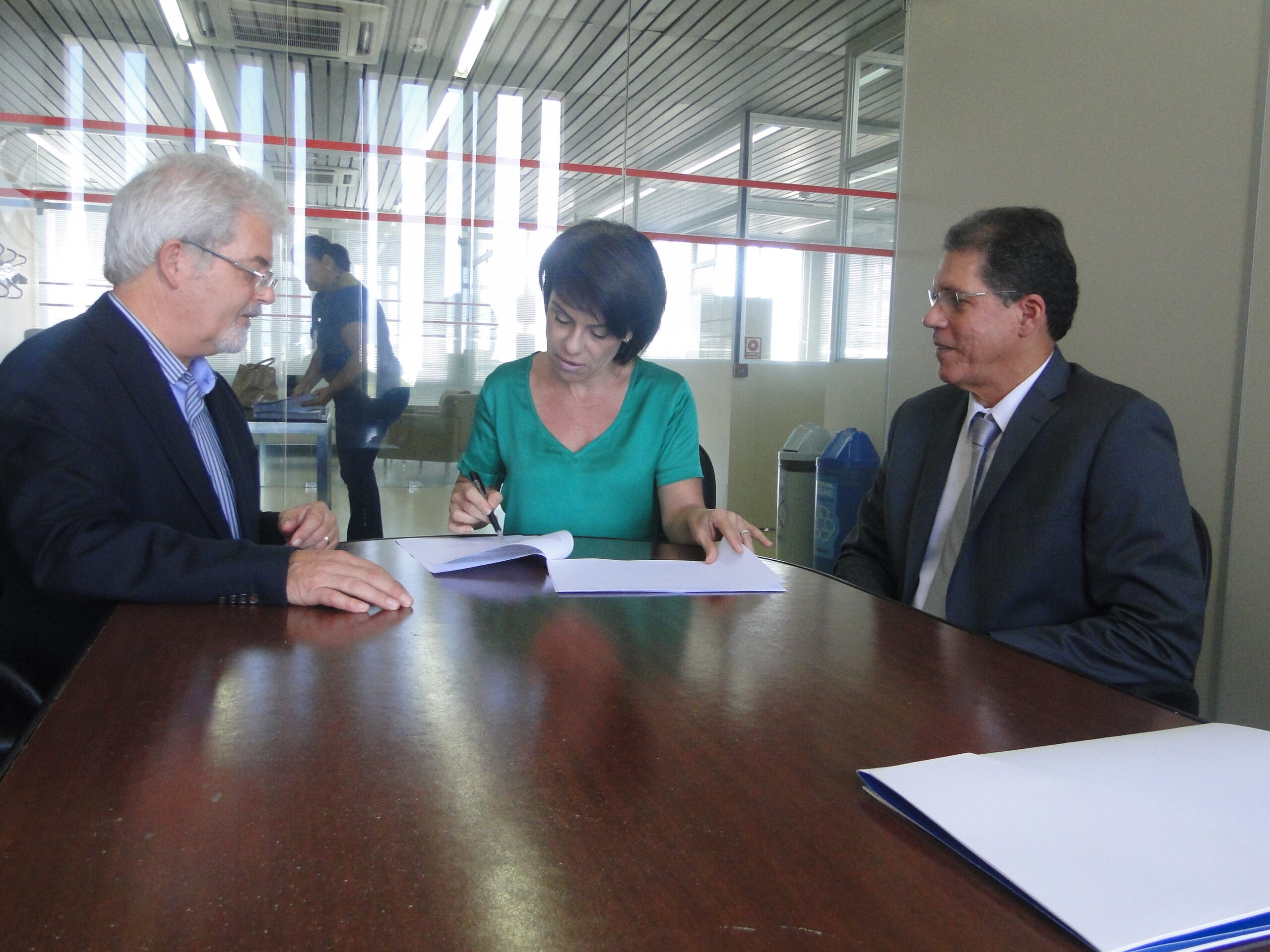 Sedetur e Desenvolve apresentam ações de desenvolvimento em evento da Federação das Indústrias