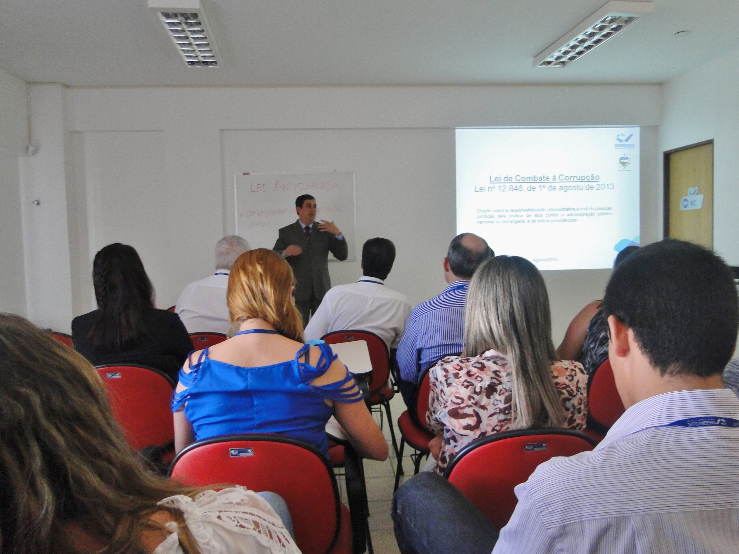 Desenvolve promove treinamento sobre Lei Anticorrupção