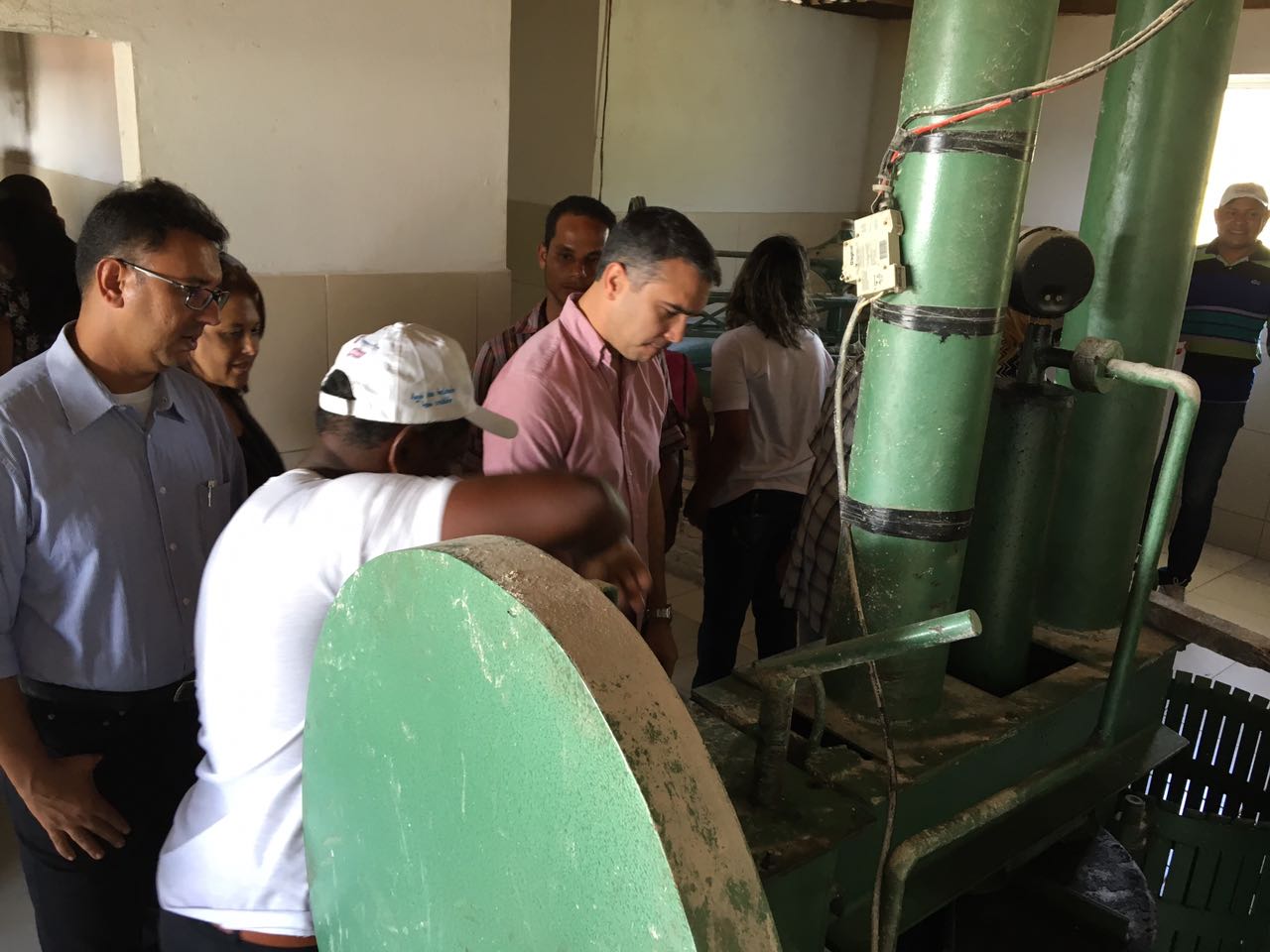 Inauguração de Casa de Farinha em Maragogi garante subsistência de centenas de famílias