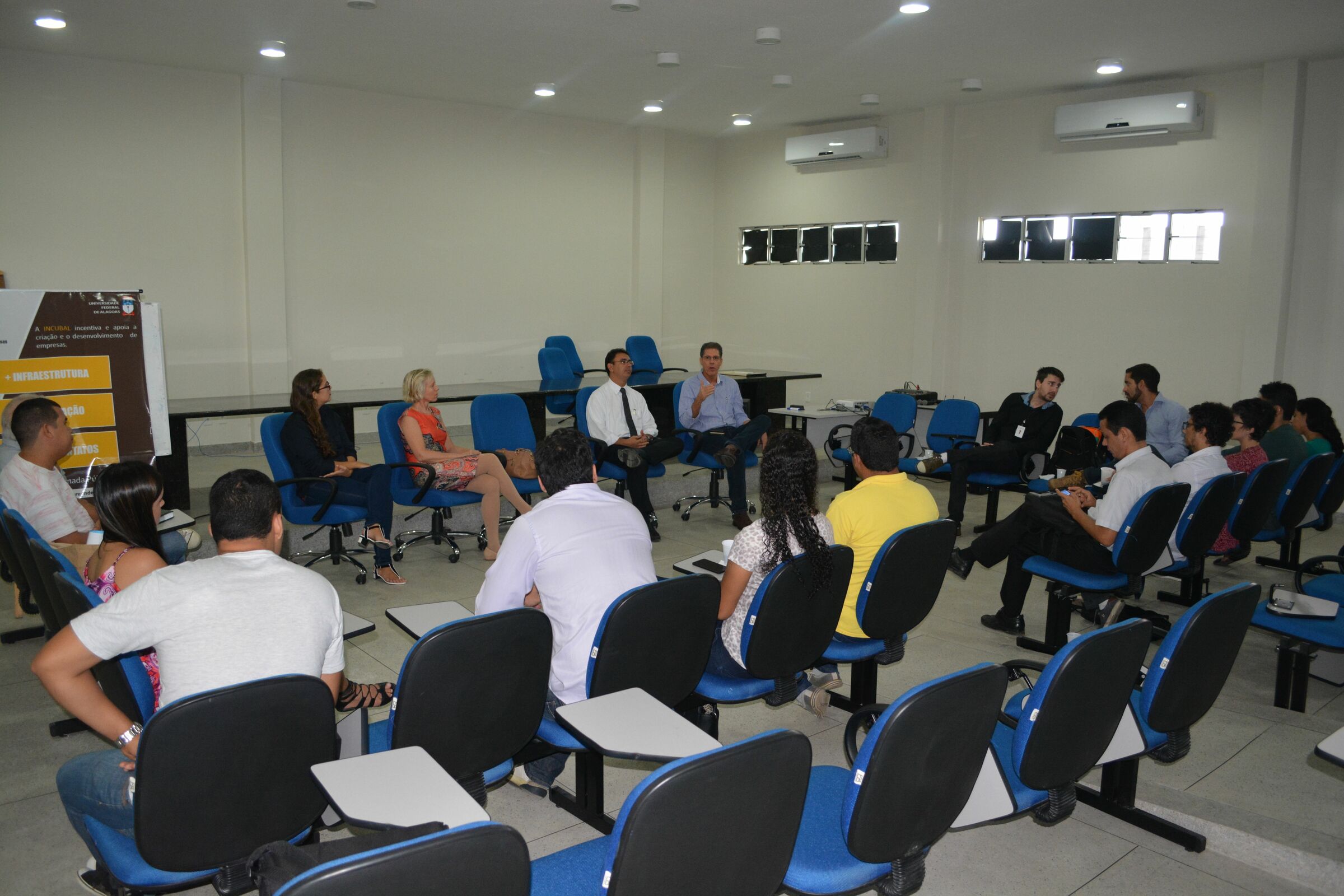 VII Café Tecnológico da UFAL debate apoio da Desenvolve a empresas incubadas